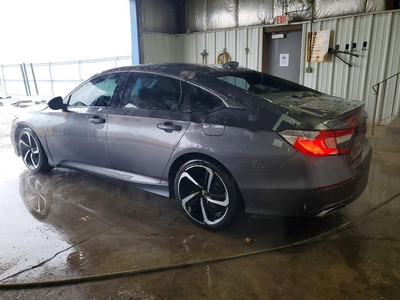 2018 Honda Accord Sport - Фото 2