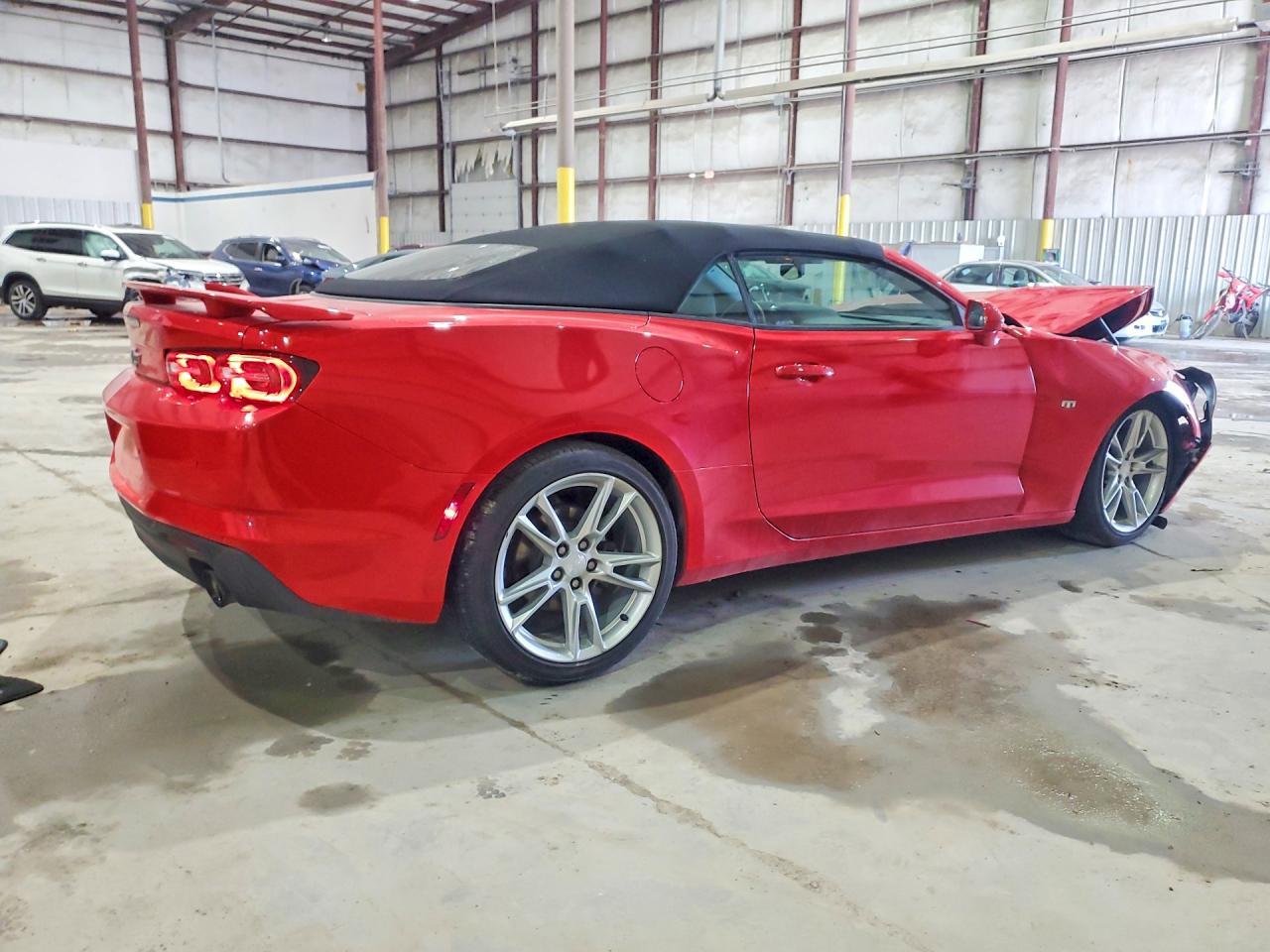 2019 Chevrolet Camaro Lt - Image 3