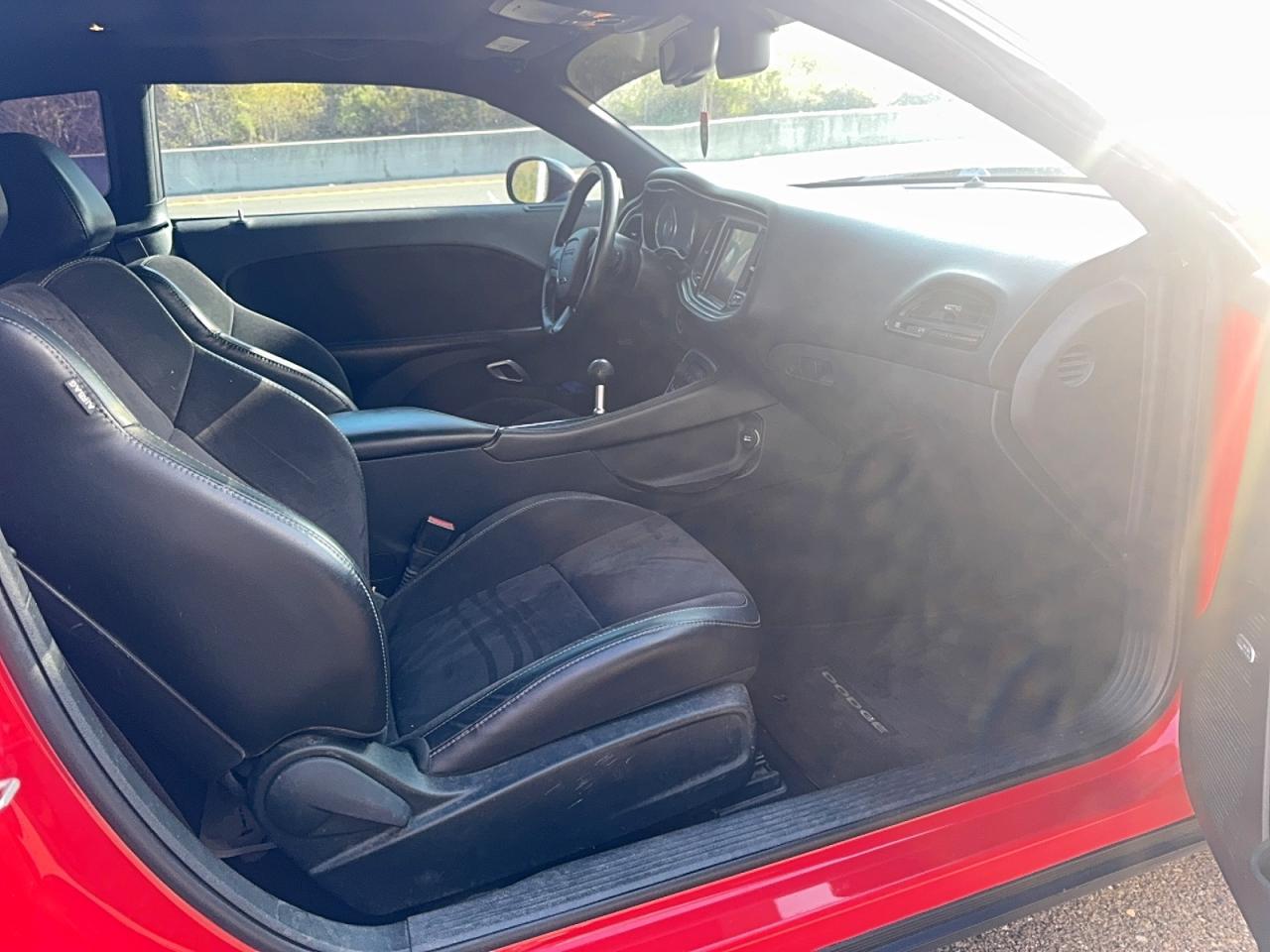 2015 Dodge Challenger R - Фото 5