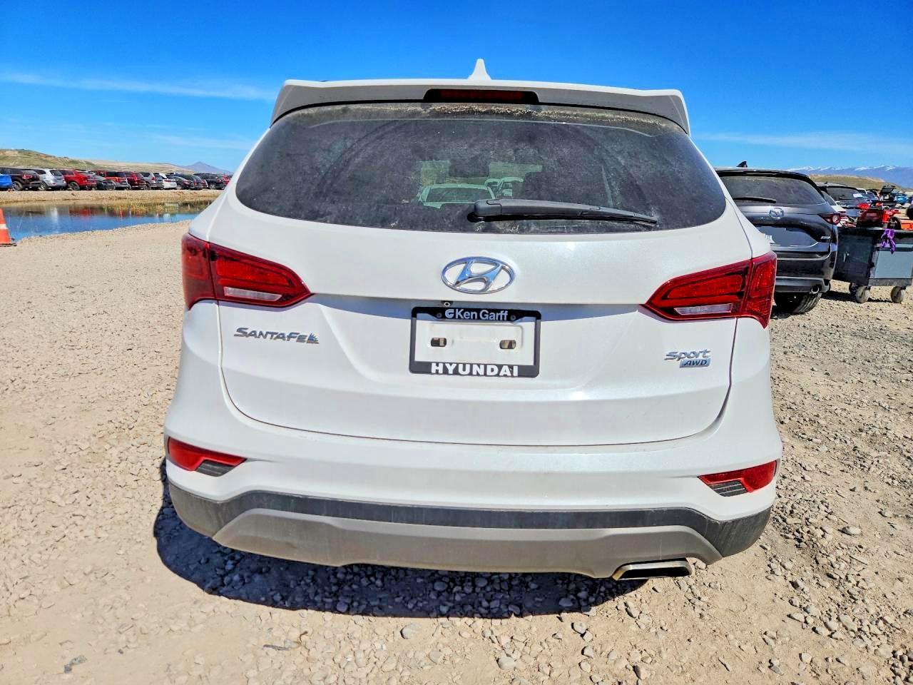 2017 Hyundai Santa Fe Sport 2.4L - Фото 6