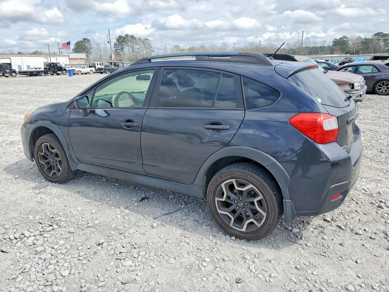 2016 Subaru Crosstrek Premium - Фото 2