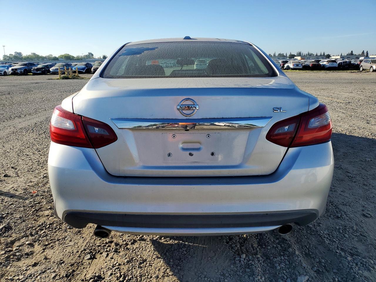 2018 Nissan Altima - Фото 6