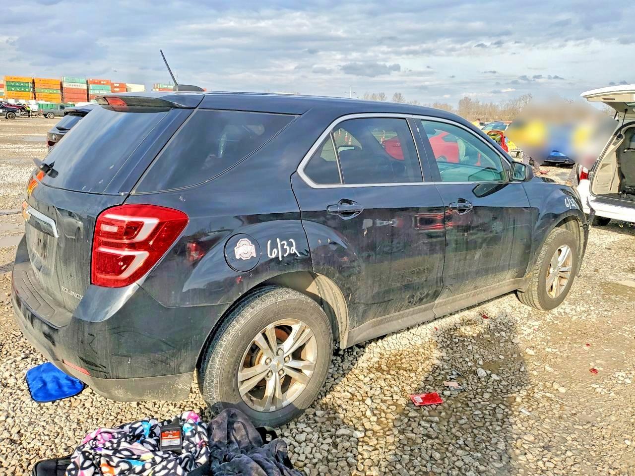 2016 Chevrolet Equinox Ls - Image 3