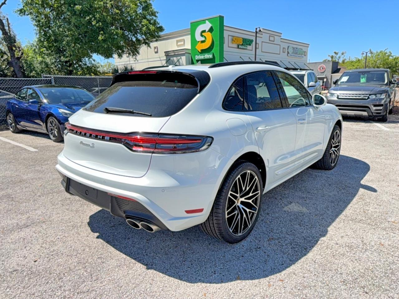 2025 Porsche Macan S - Фото 4