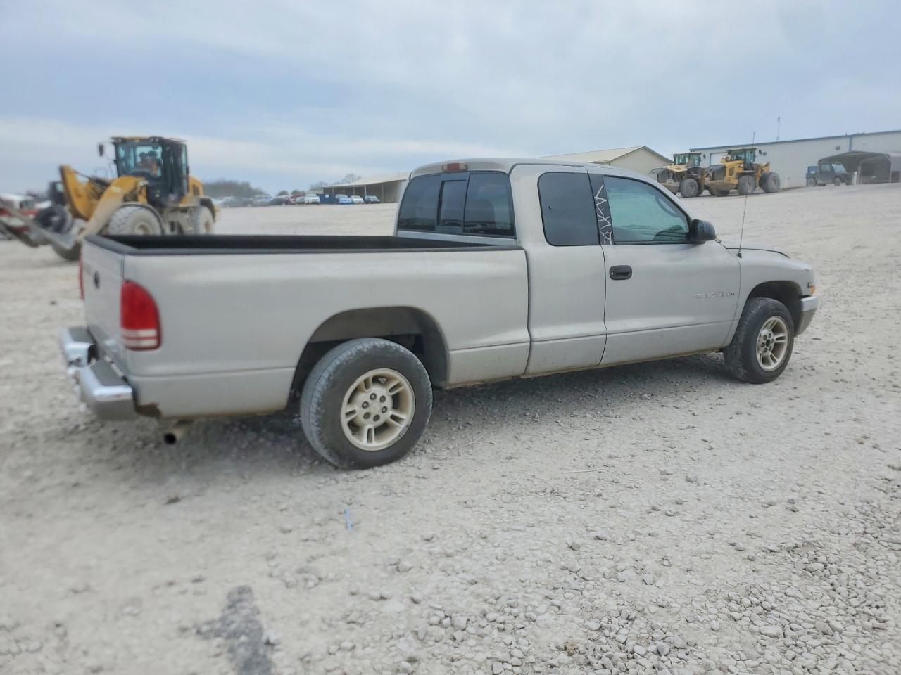 2000 Dodge Dakota - Image 3