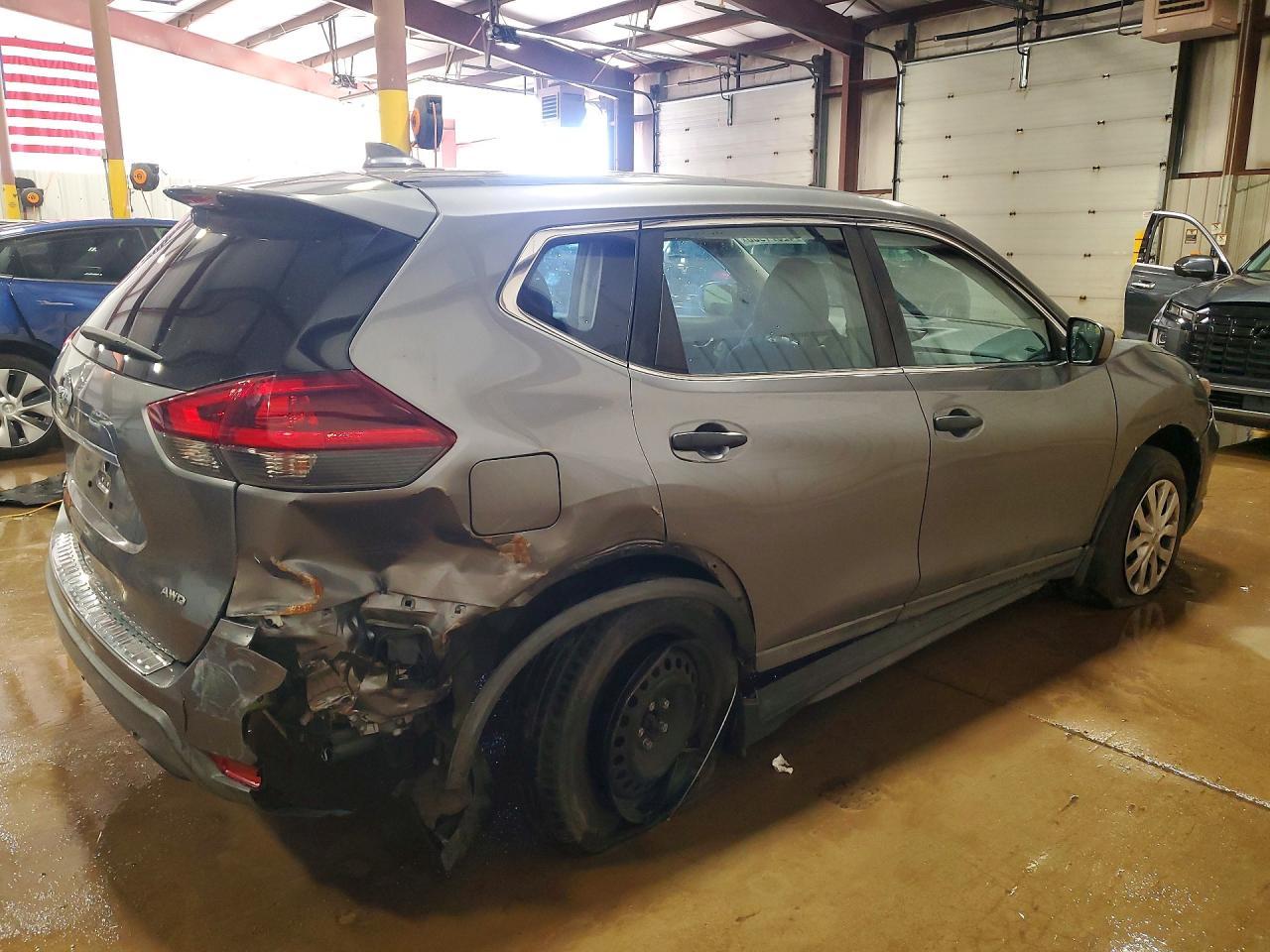 2018 Nissan Rogue S - Фото 3