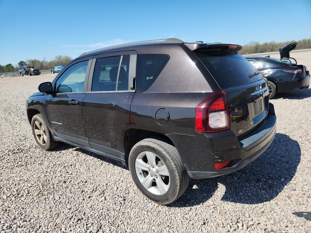 2014 Jeep Compass Sport - Фото 2