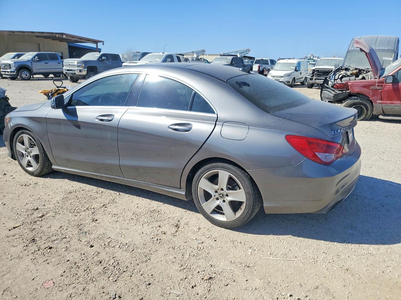 2019 Mercedes-Benz Cla 250 - Image 2