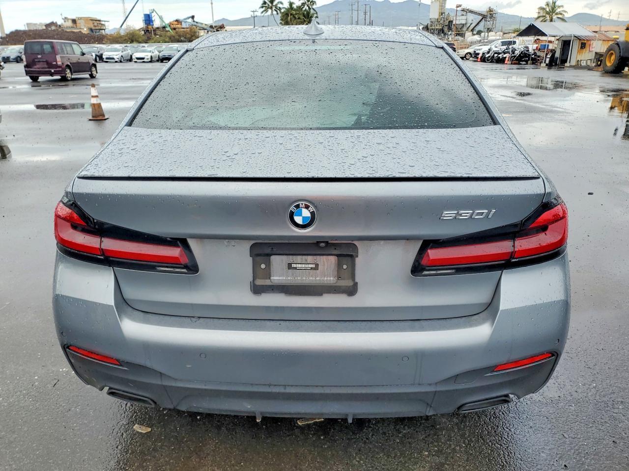 2023 BMW 530 I - Фото 6