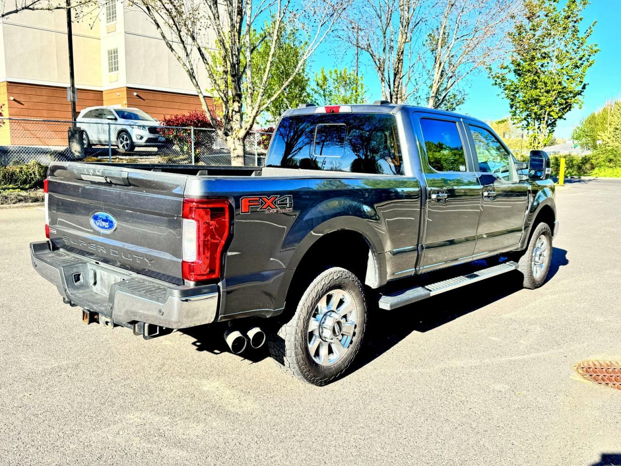 2018 Ford F350 Super Duty - Фото 4