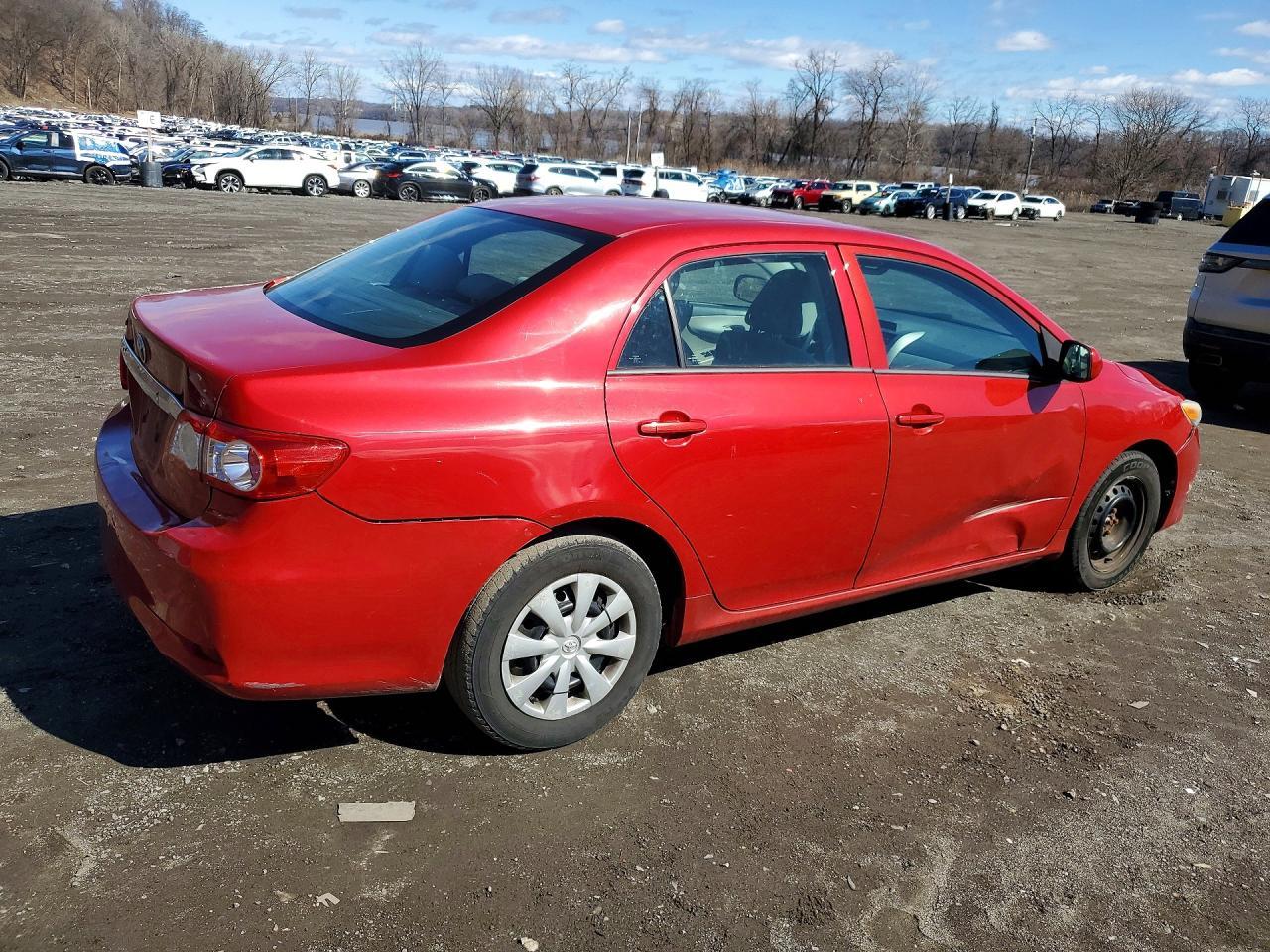 2013 Toyota Corolla - Image 3