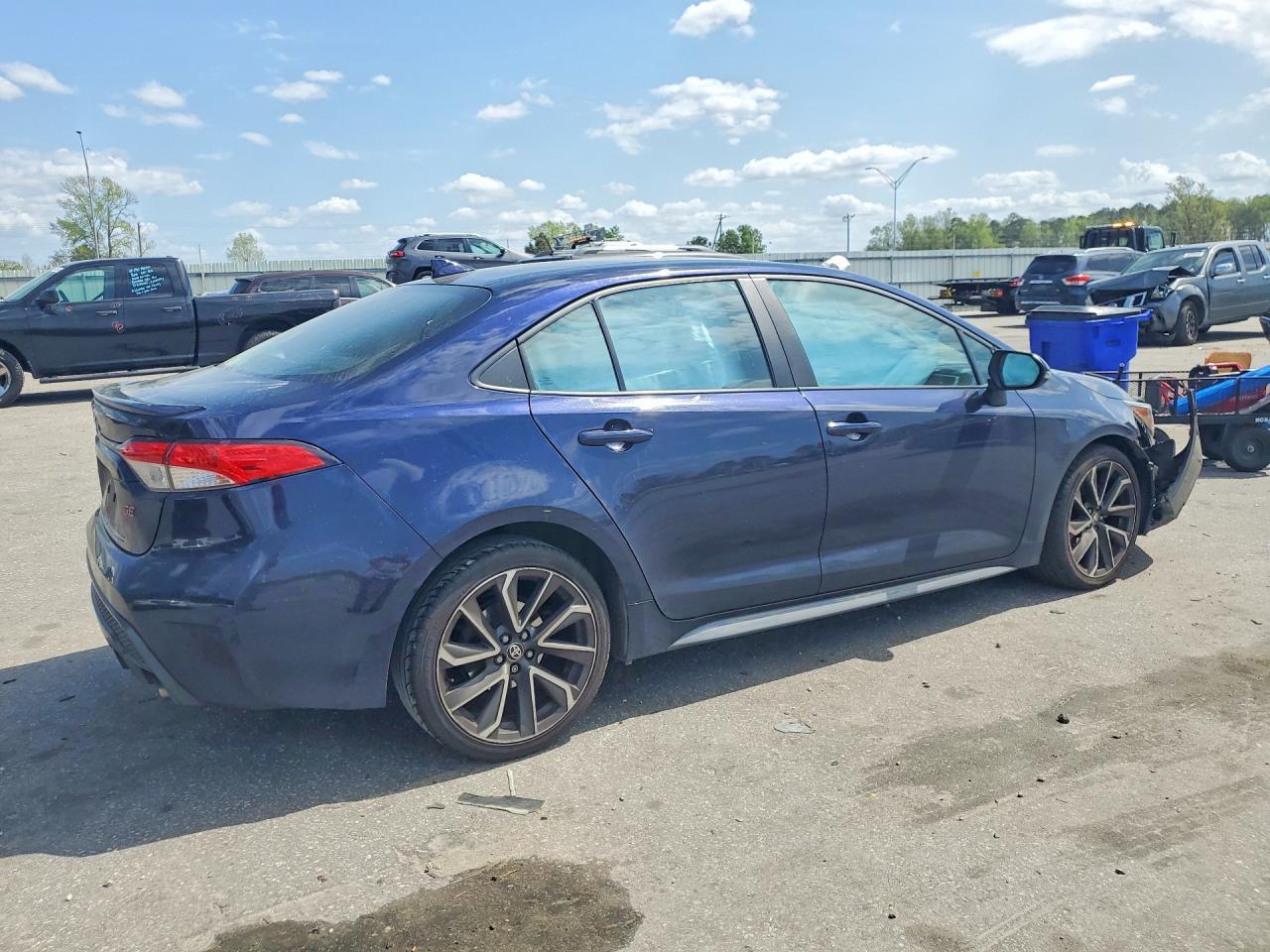 2022 Toyota Corolla Se - Фото 3