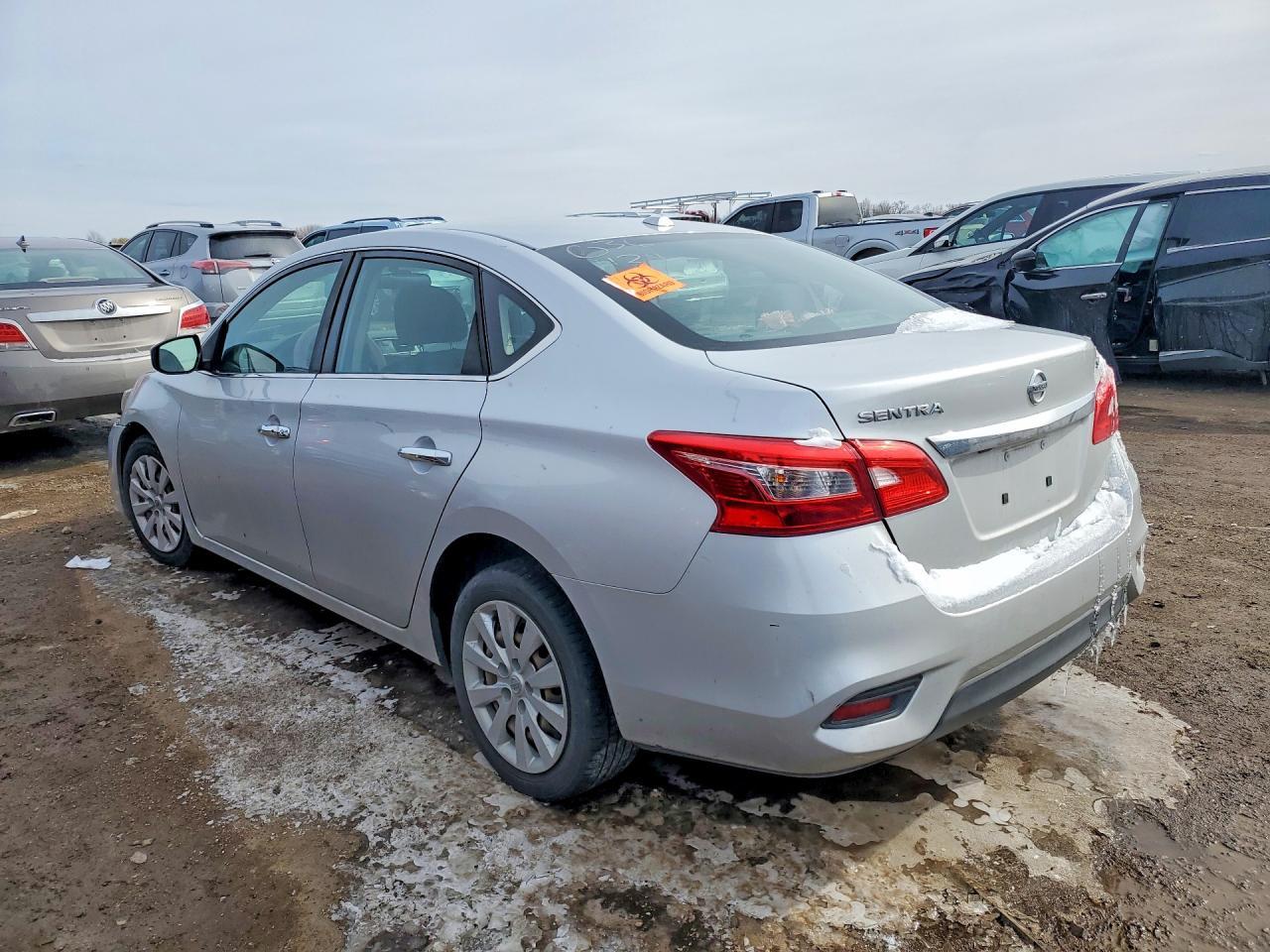 2017 Nissan Sentra Sv - Фото 2
