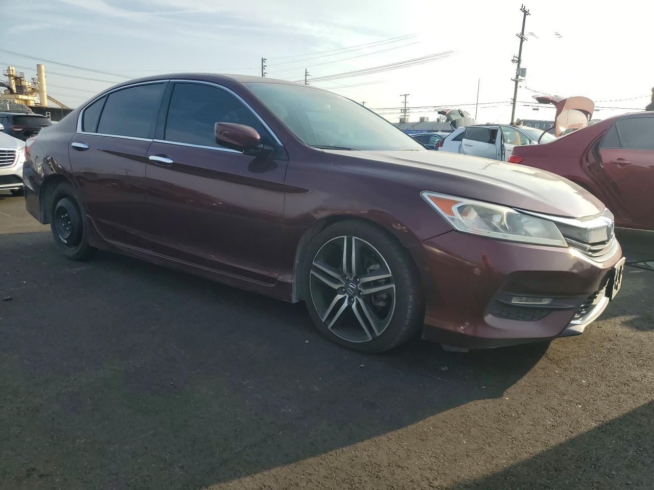 2016 Honda Accord - Image 4