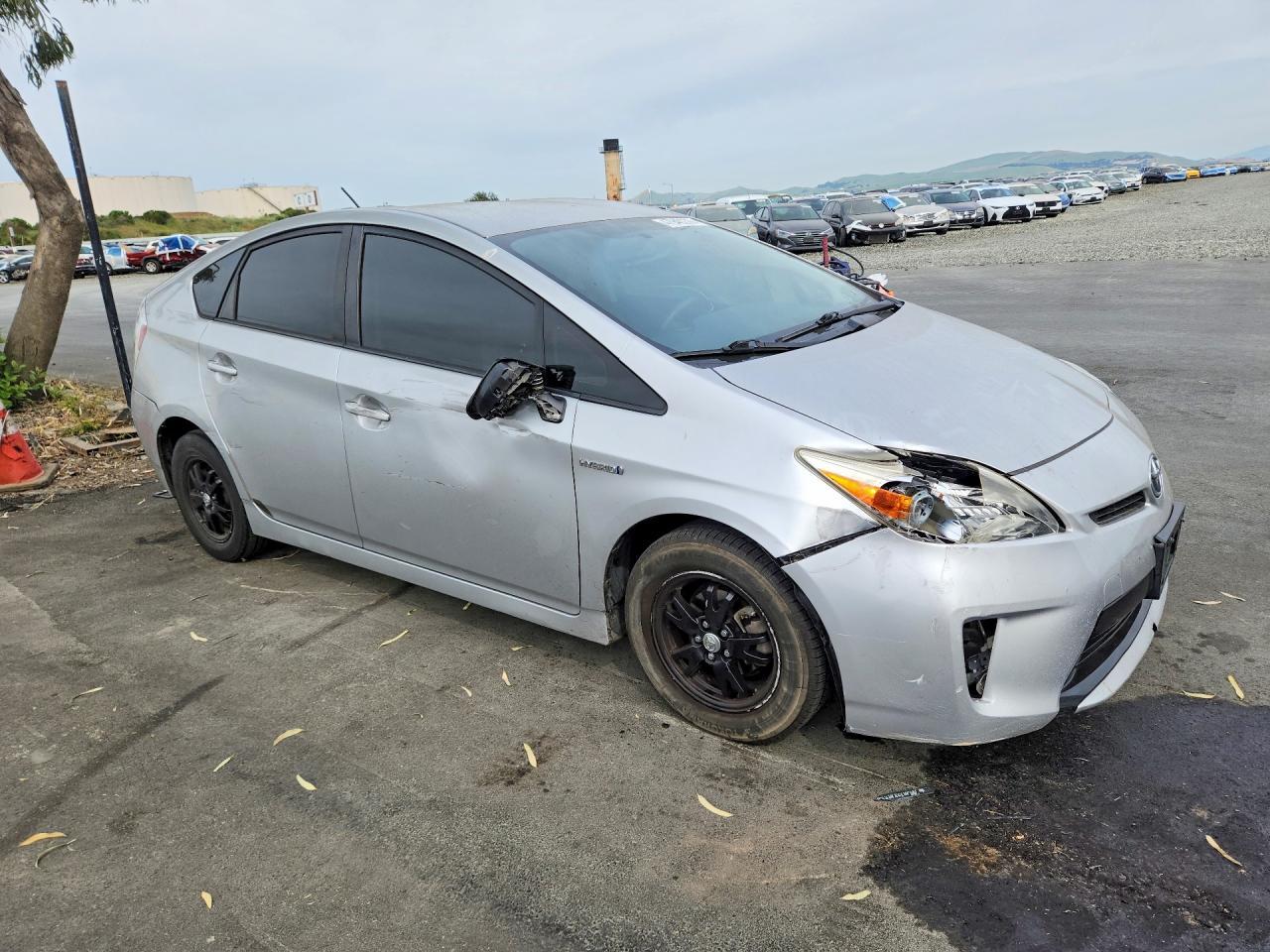 2013 Toyota Prius Two - Image 4