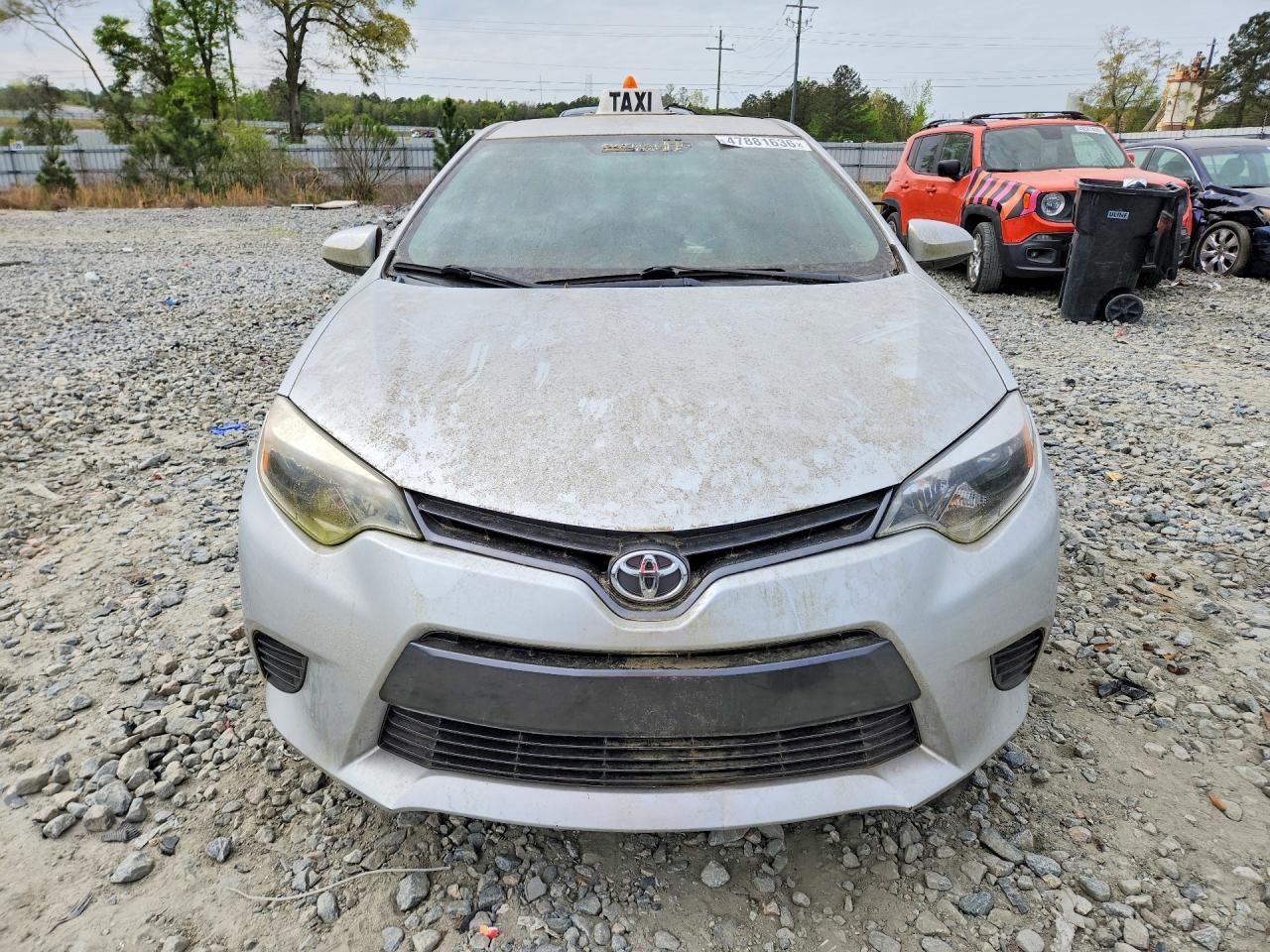 2016 Toyota Corolla Le - Image 5