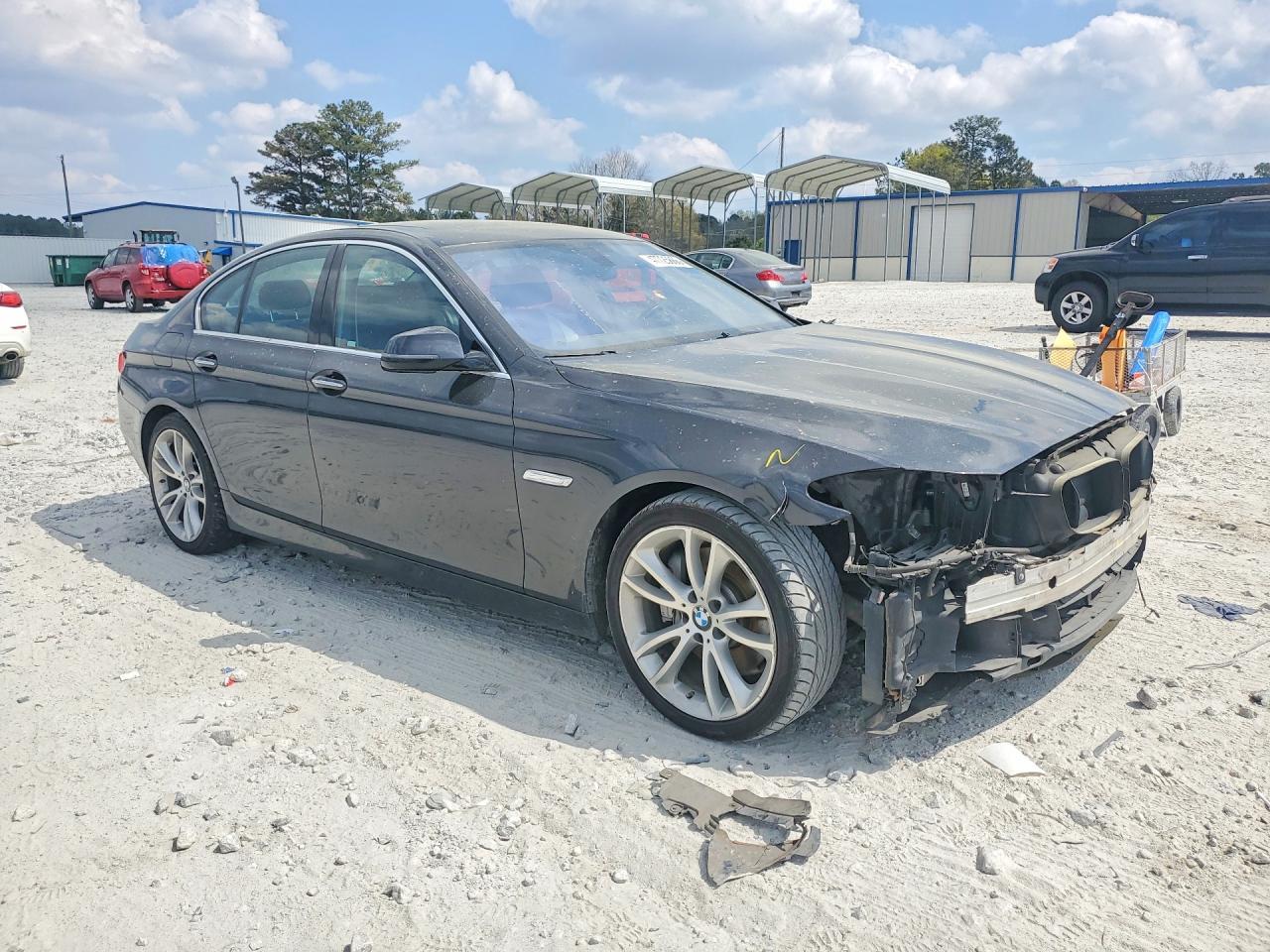 2015 BMW 535 Xi - Image 4