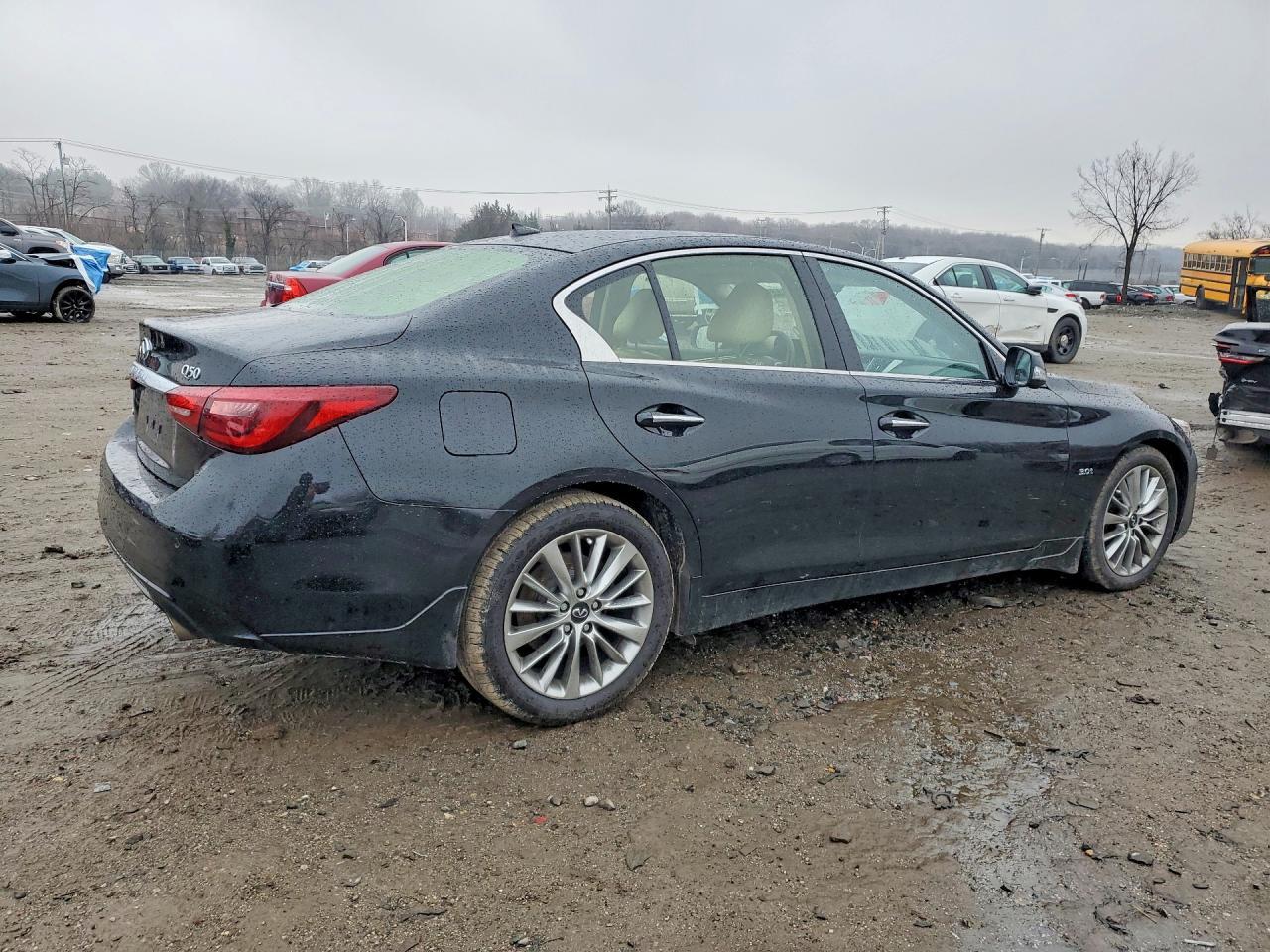 2020 Infiniti Q50 Luxe Awd 3.0T - Фото 3