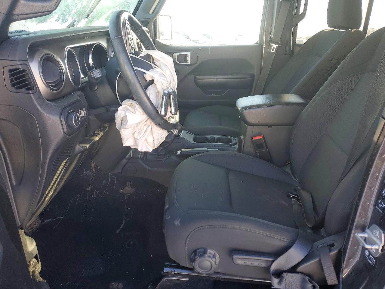 2021 Jeep Gladiator Sport - Image 7