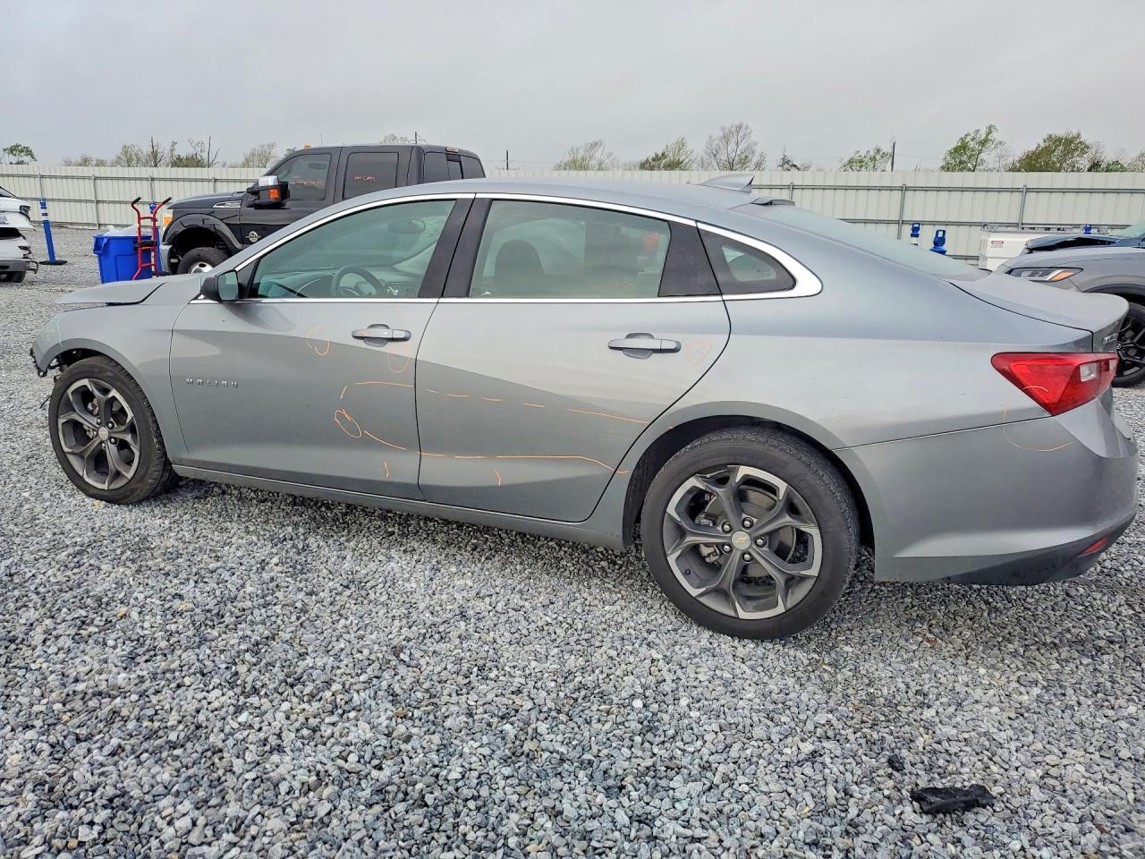 2023 Chevrolet Malibu Lt - Фото 2