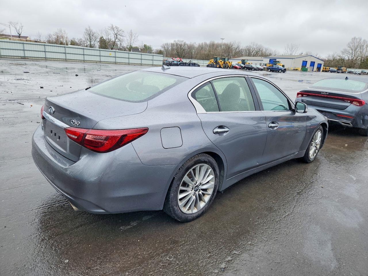 2020 Infiniti Q50 3.0T Luxe - Image 3