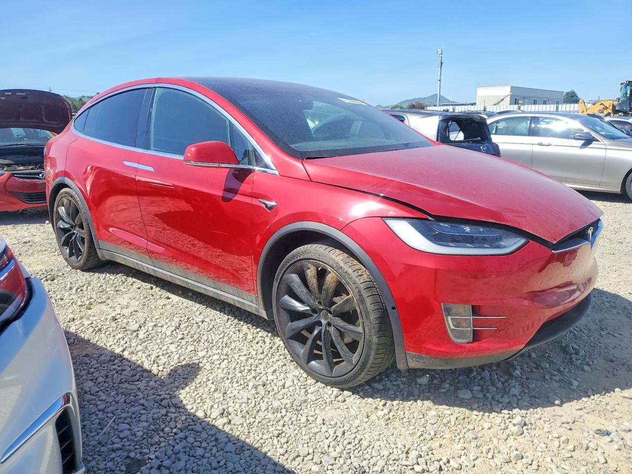 2018 Tesla Model X - Фото 4
