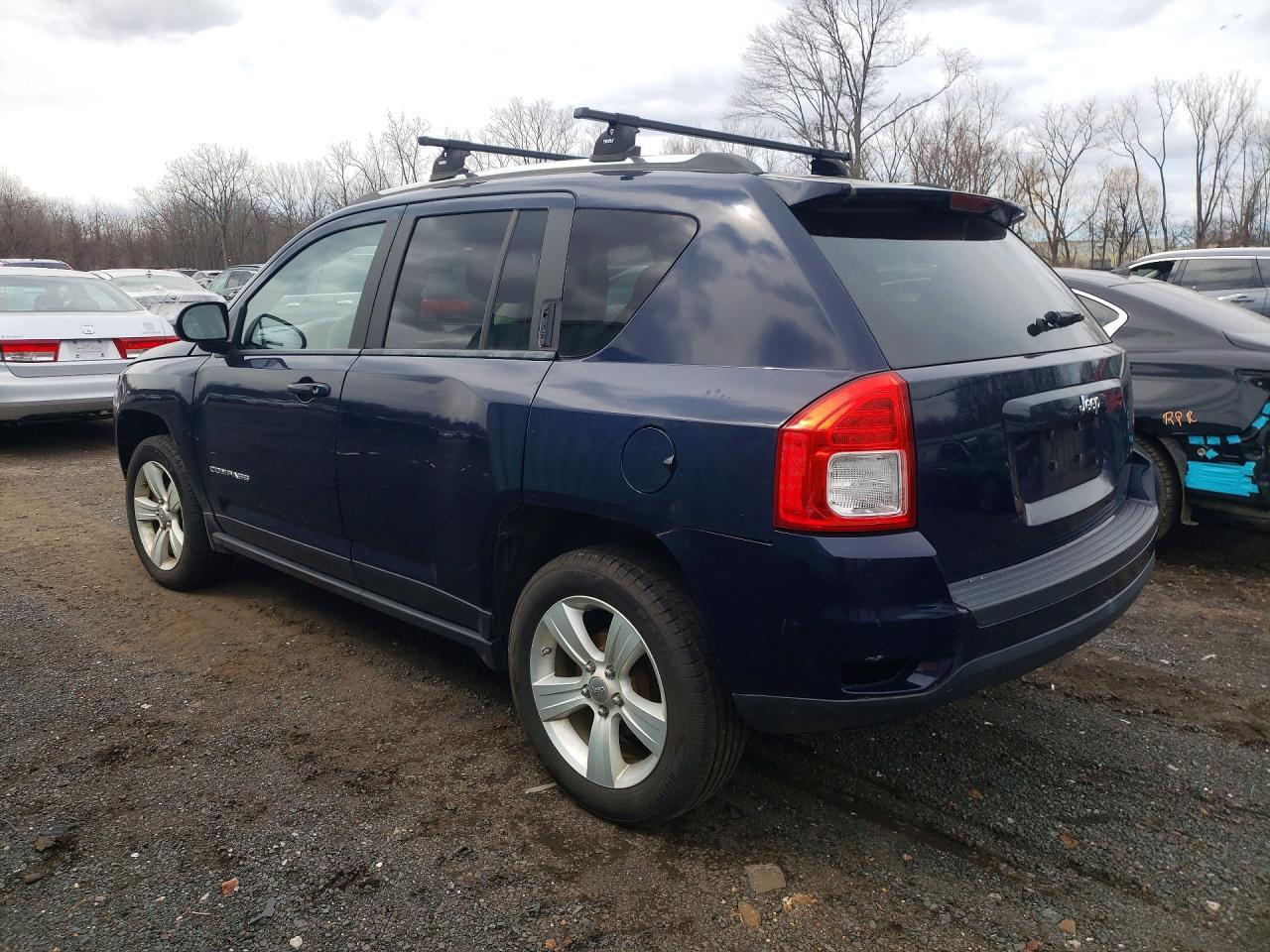 2012 Jeep Compass - Фото 2