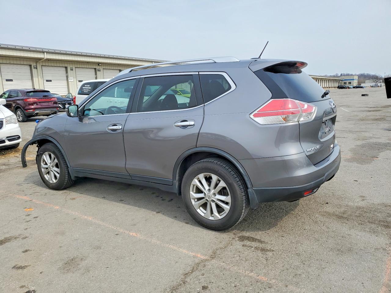 2015 Nissan Rogue Sv - Фото 2