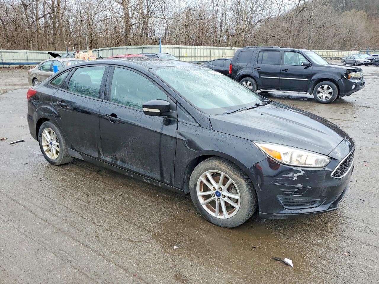 2016 Ford Focus Se - Фото 4