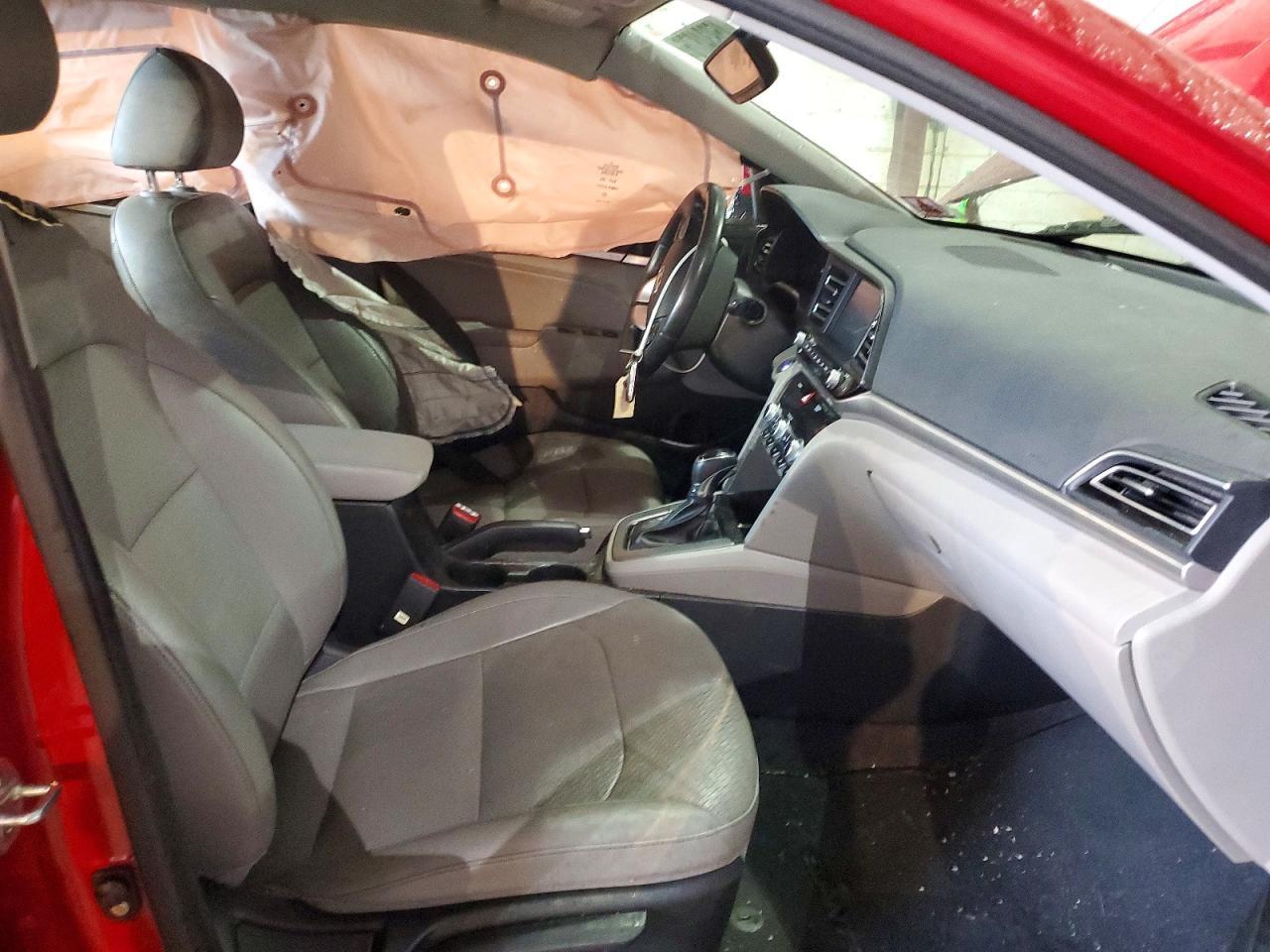 2019 Hyundai Elantra Limited - Фото 7