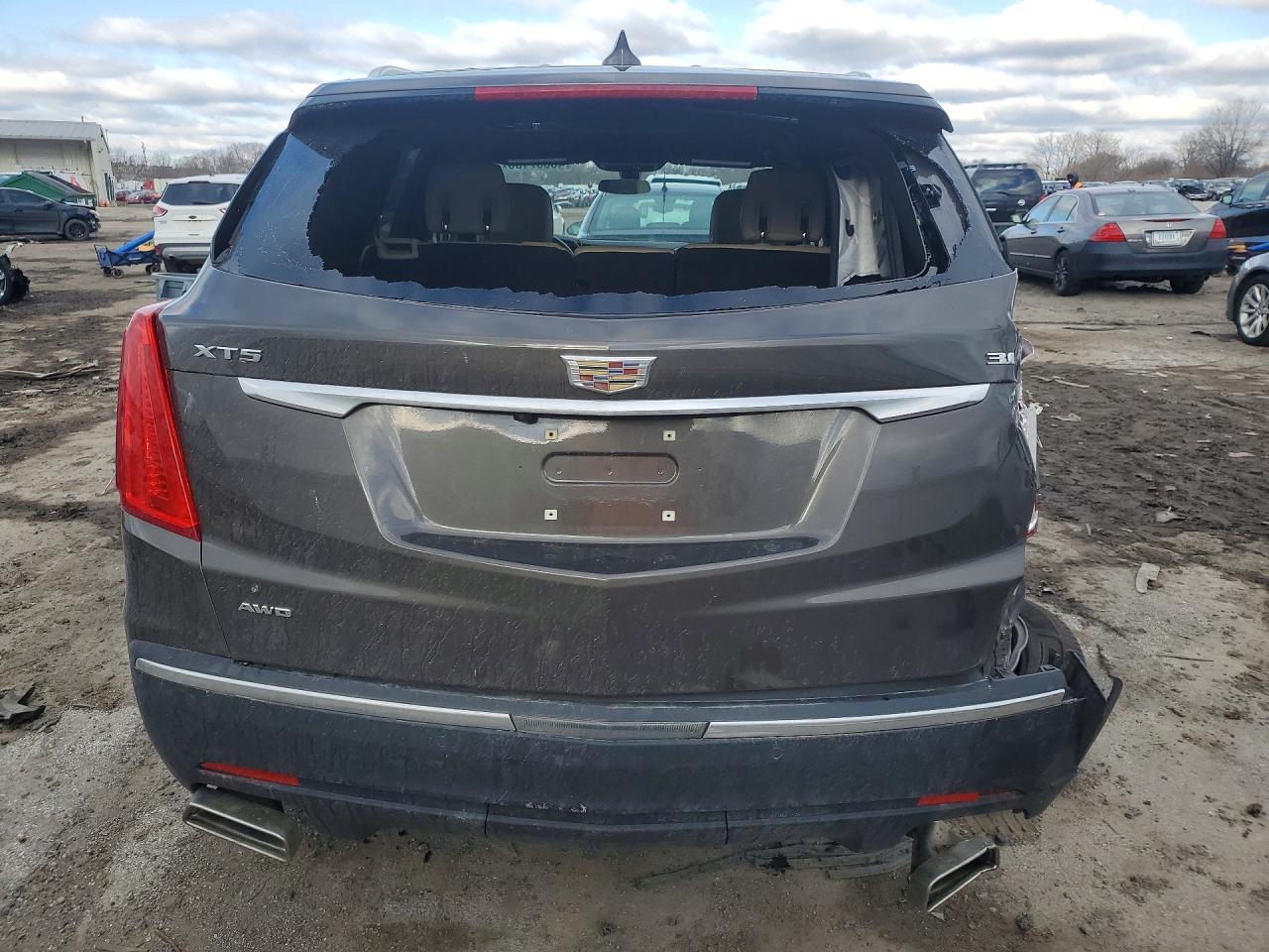 2019 Cadillac Xt5 - Image 6