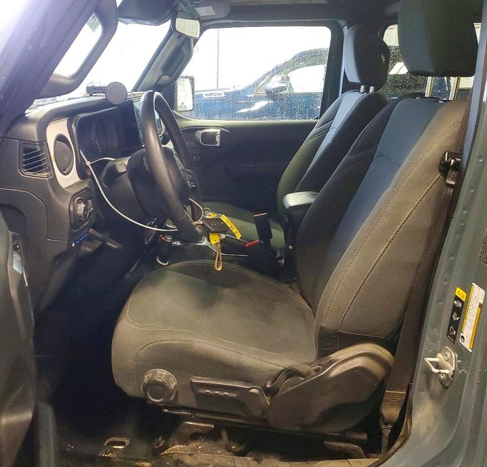 2024 Jeep Wrangler 4Xe - Image 7