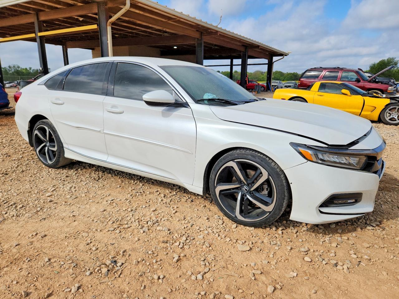 2018 Honda Accord Sport - Image 4