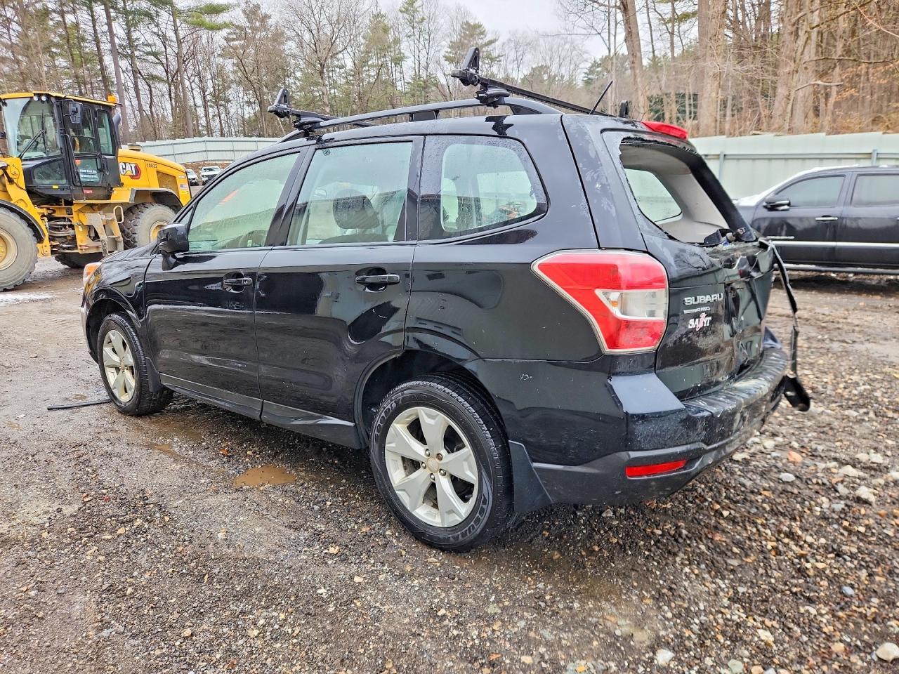 2015 Subaru Forester 2.5I - Image 2