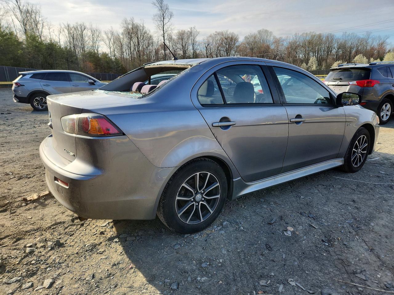 2017 Mitsubishi Lancer Es - Image 3