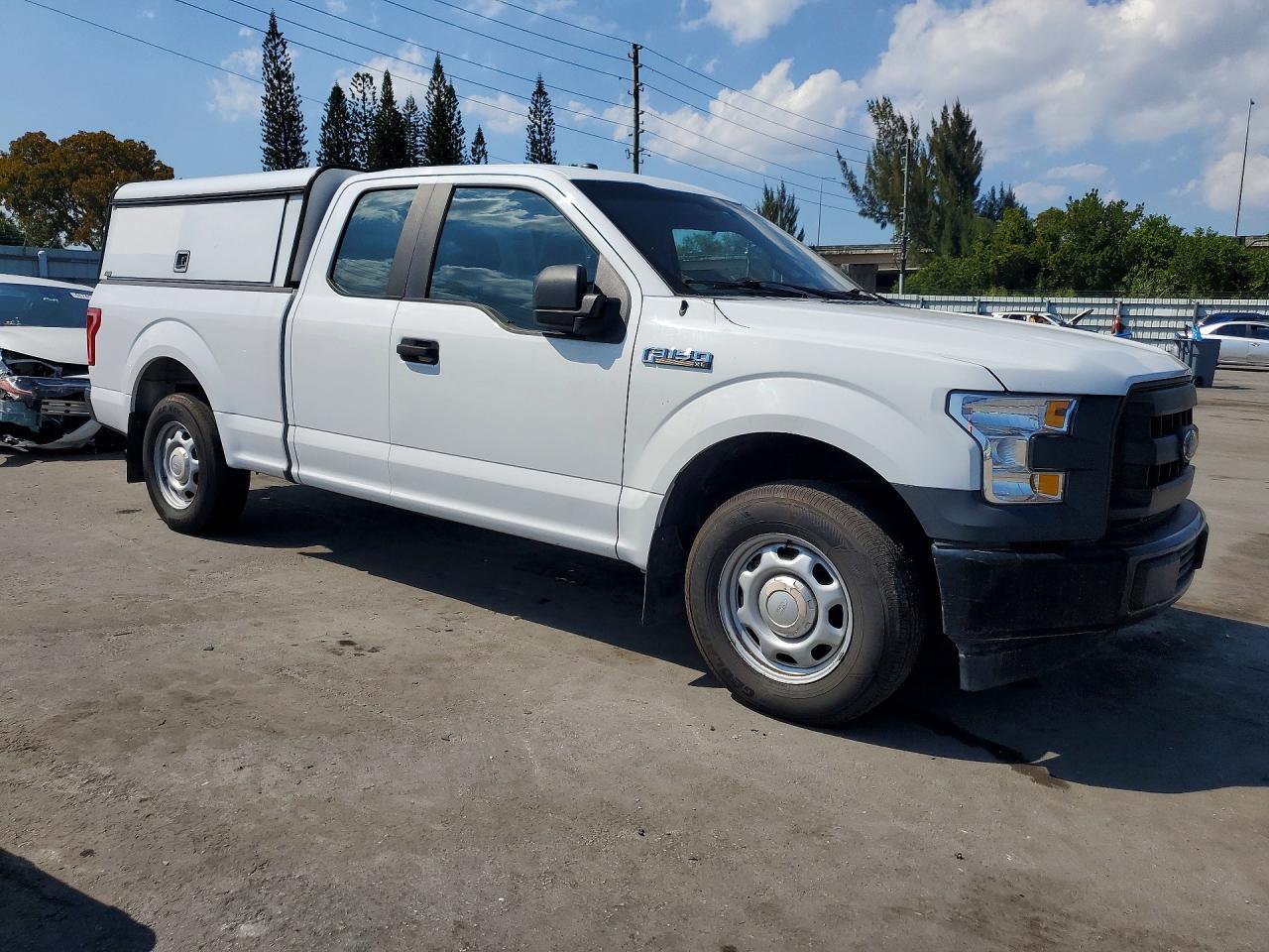 2017 Ford F-150 - Фото 4