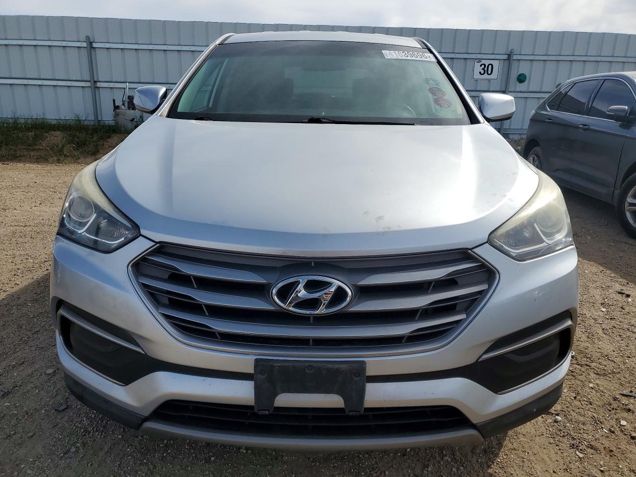 2018 Hyundai Santa Fe Sport 2.4L - Фото 5
