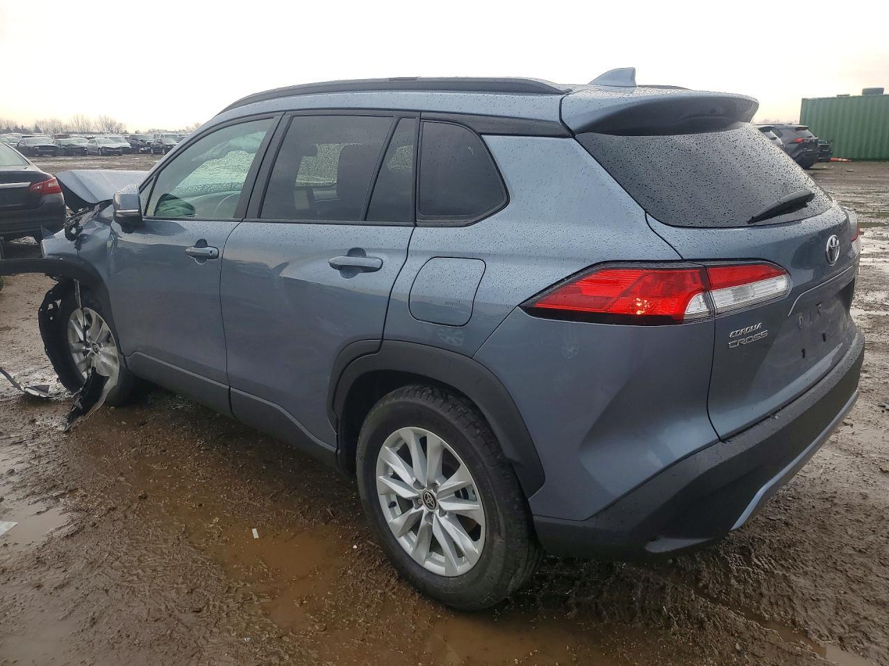 2024 Toyota Corolla Cross Le - Фото 2