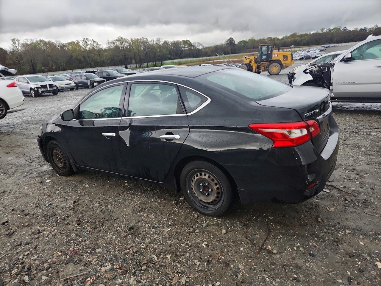 2017 Nissan Sentra S - Фото 2