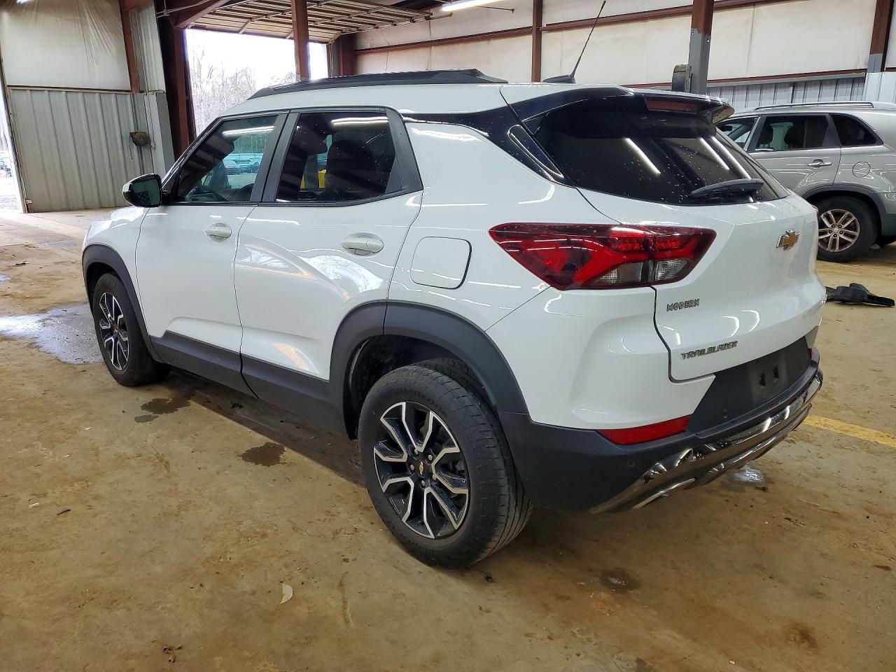 2023 Chevrolet Trailblazer Activ - Image 2