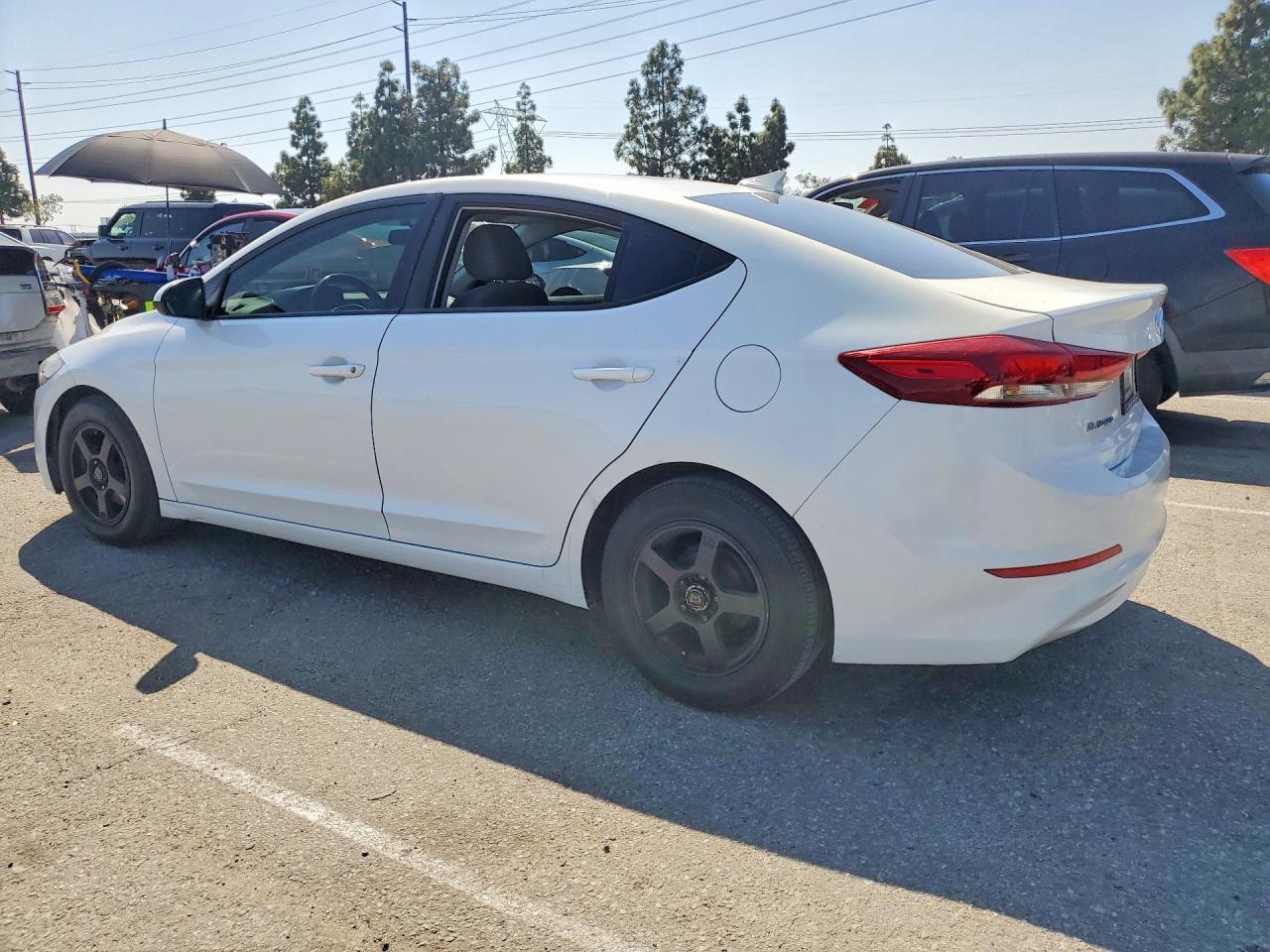 2017 Hyundai Elantra Se - Фото 2