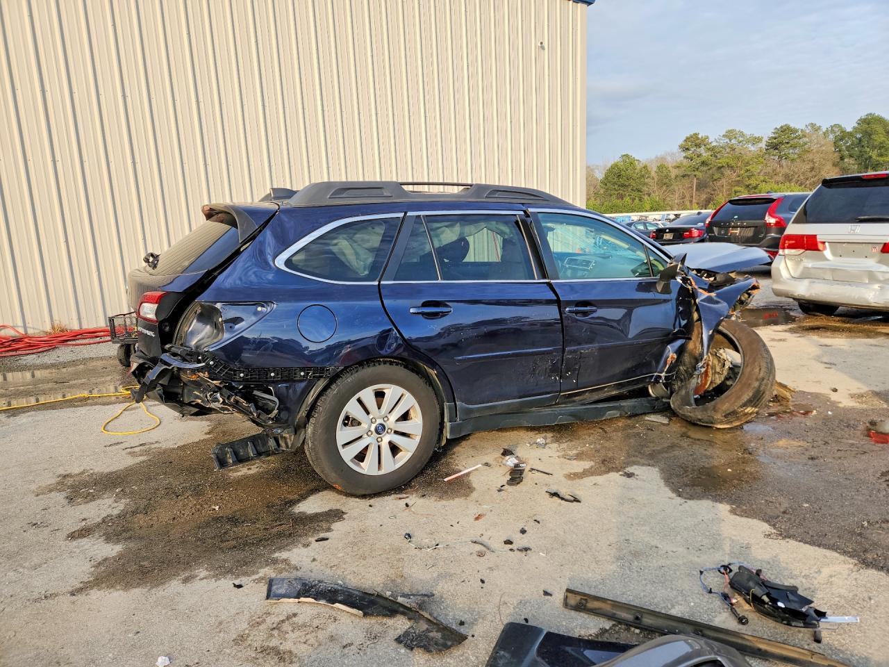 2018 Subaru Outback 2.5I Premium - Фото 3