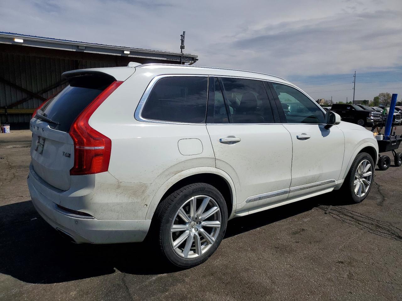 2016 Volvo Xc90 T6 - Image 3