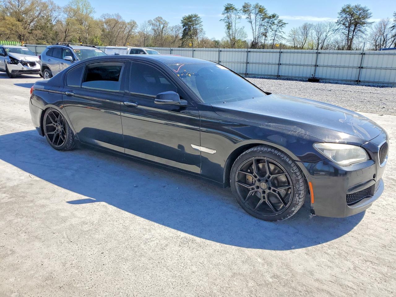 2014 BMW 750 Li - Фото 4