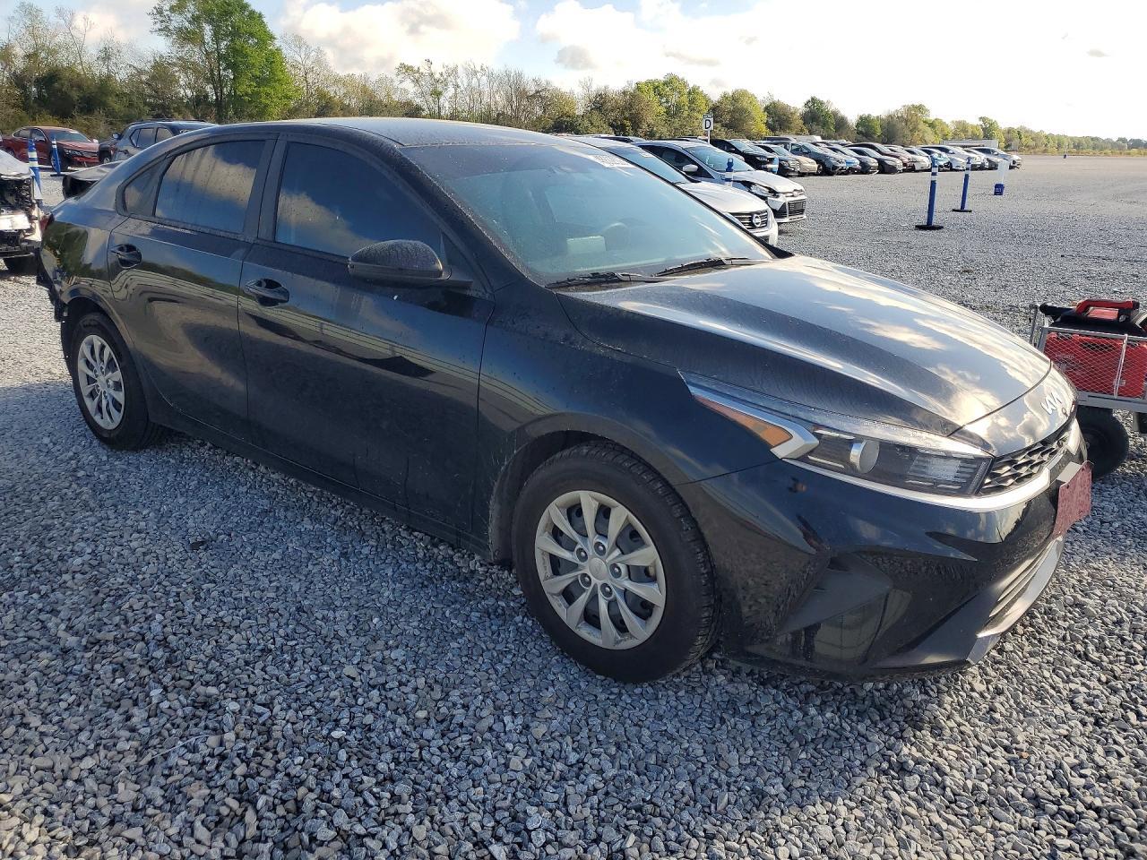 2023 Kia Forte Lx - Фото 4