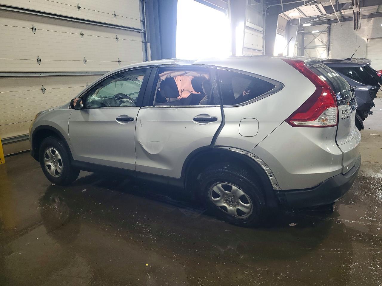 2014 Honda Cr-V Lx - Image 2