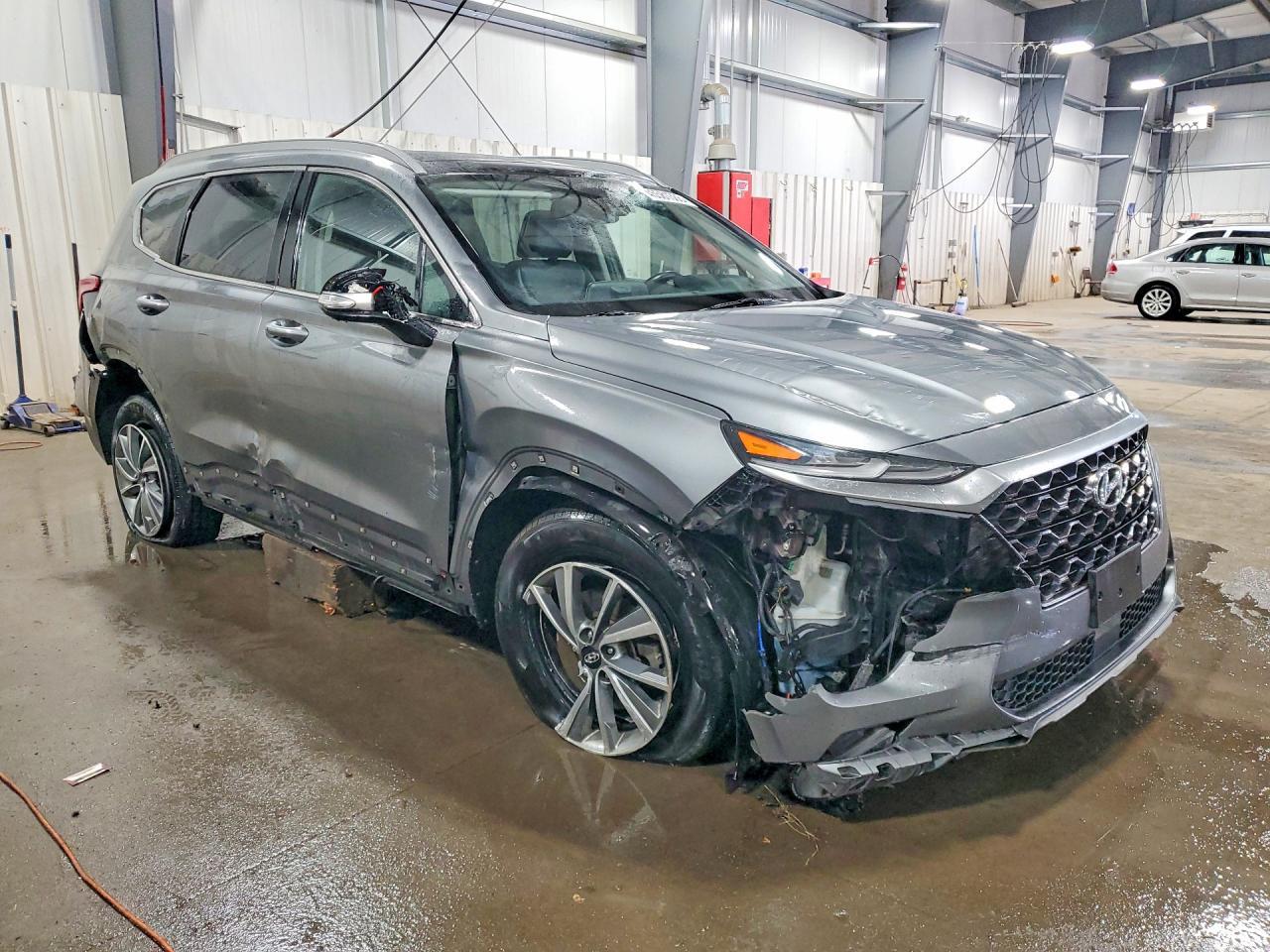 2019 Hyundai Santa Fe Ultimate 2.4L - Image 4