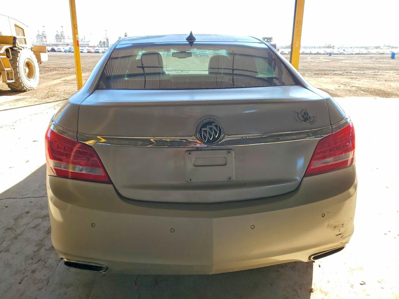 2016 Buick Lacrosse - Image 6