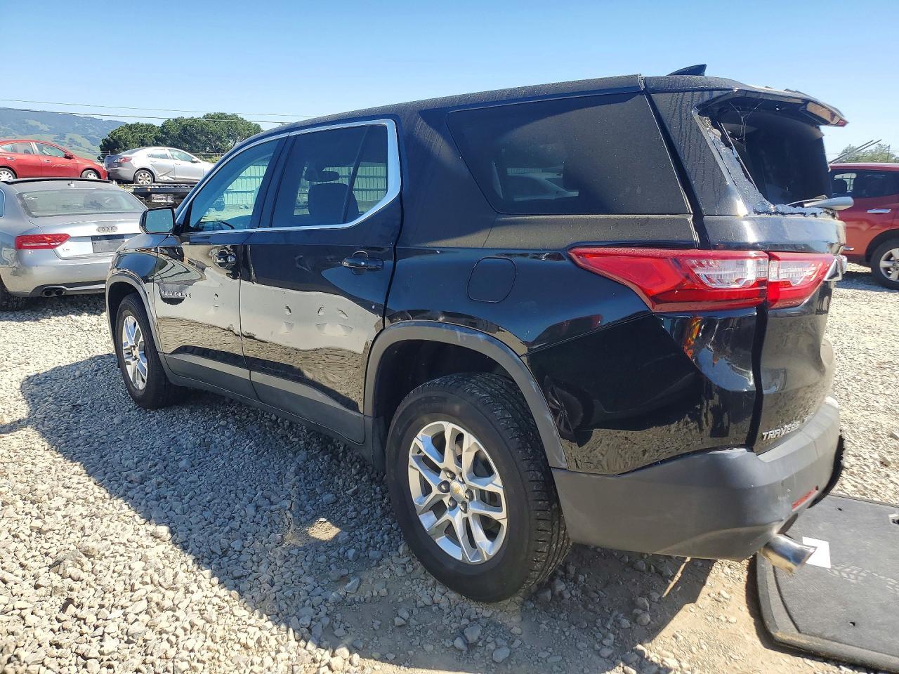2019 Chevrolet Traverse Ls - Image 2
