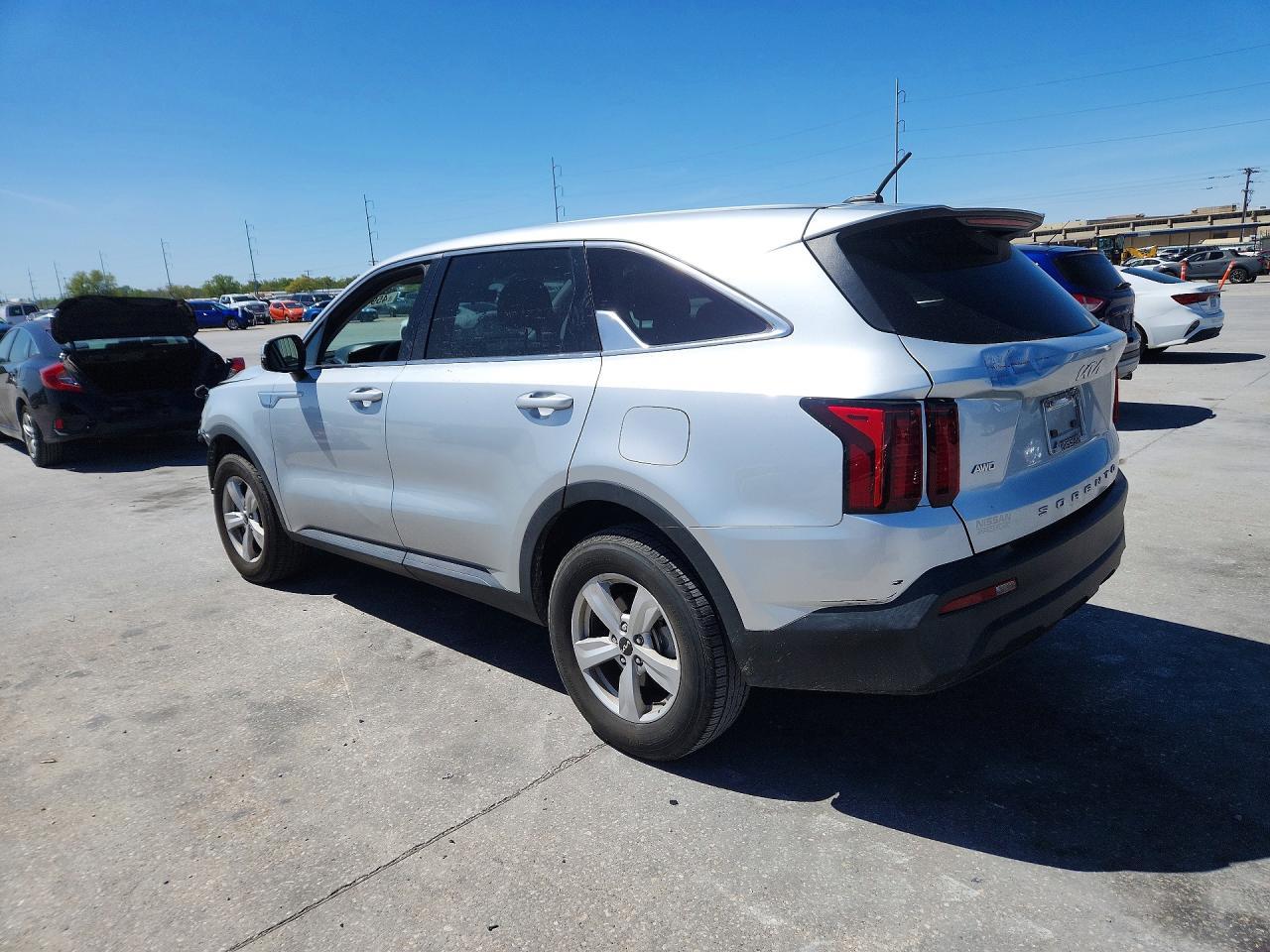 2022 Kia Sorento Lx - Фото 2